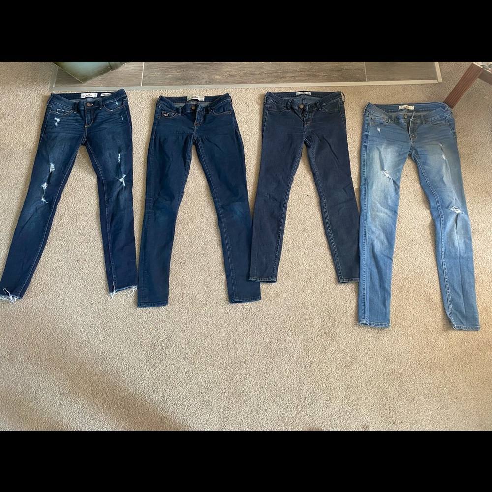 4 pack of Hollister California Jeans